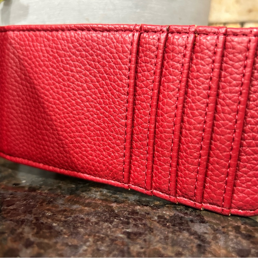 Jen & Co Chic Red Wallet - Picture 5 of 7